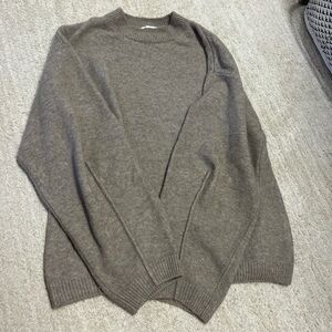 Oversized brown H&M sweater, size xs